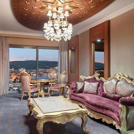 Doubletree By Hilton Istanbul Atasehir Hotel & Conference Centre Eksteriør billede