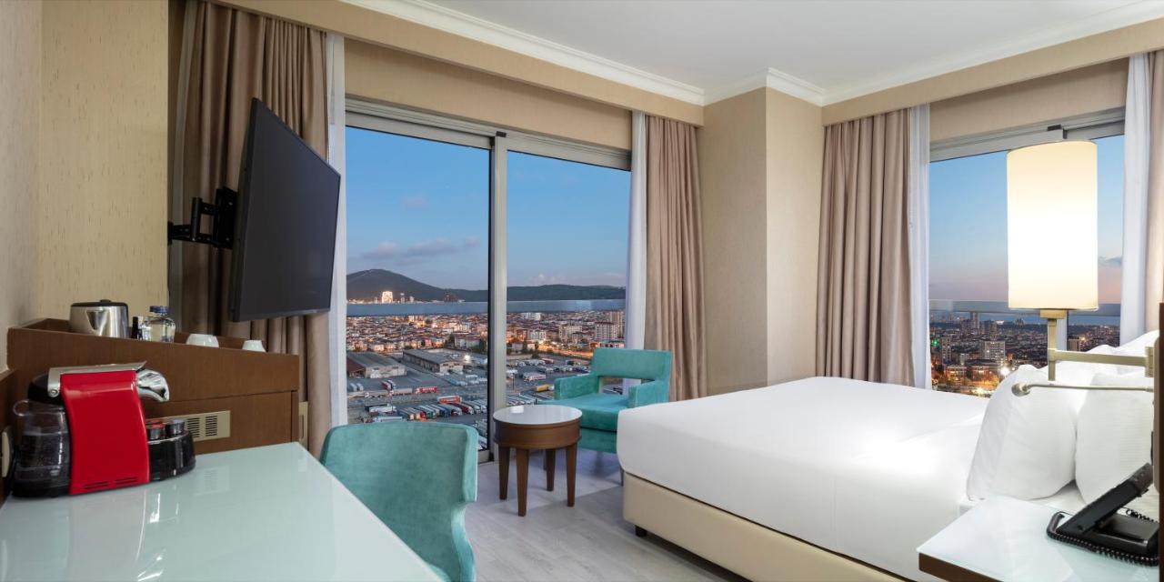 Doubletree By Hilton Istanbul Atasehir Hotel & Conference Centre Eksteriør billede