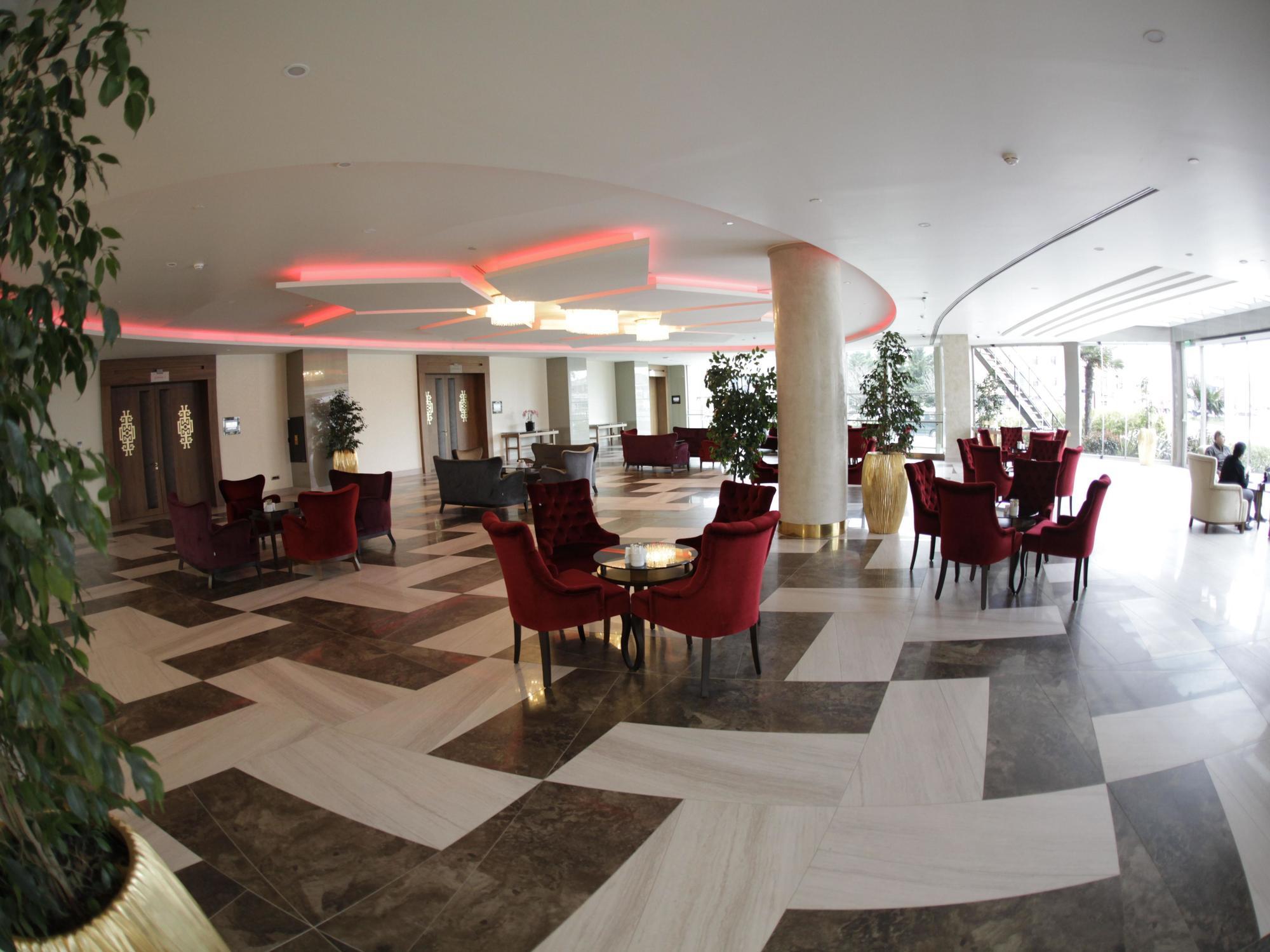 Doubletree By Hilton Istanbul Atasehir Hotel & Conference Centre Eksteriør billede
