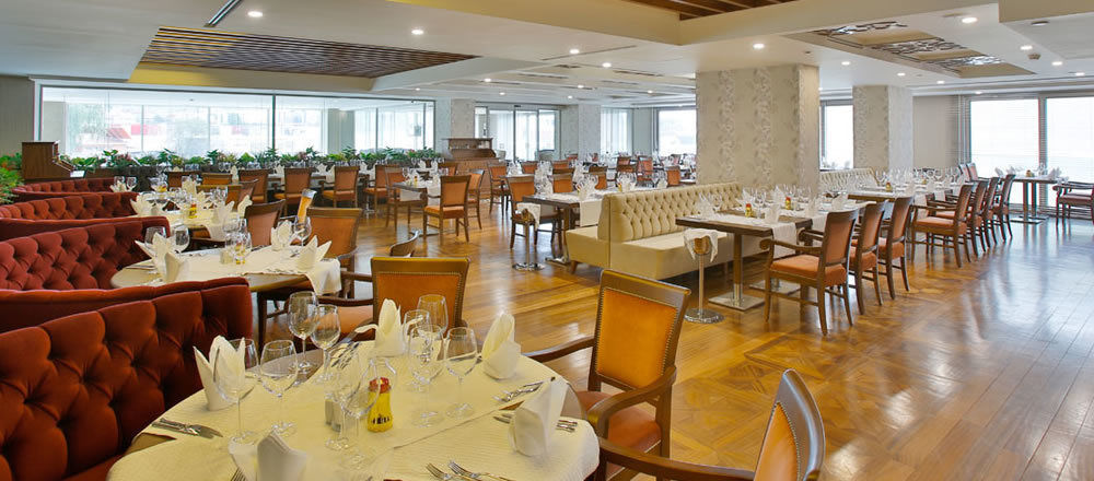 Doubletree By Hilton Istanbul Atasehir Hotel & Conference Centre Eksteriør billede