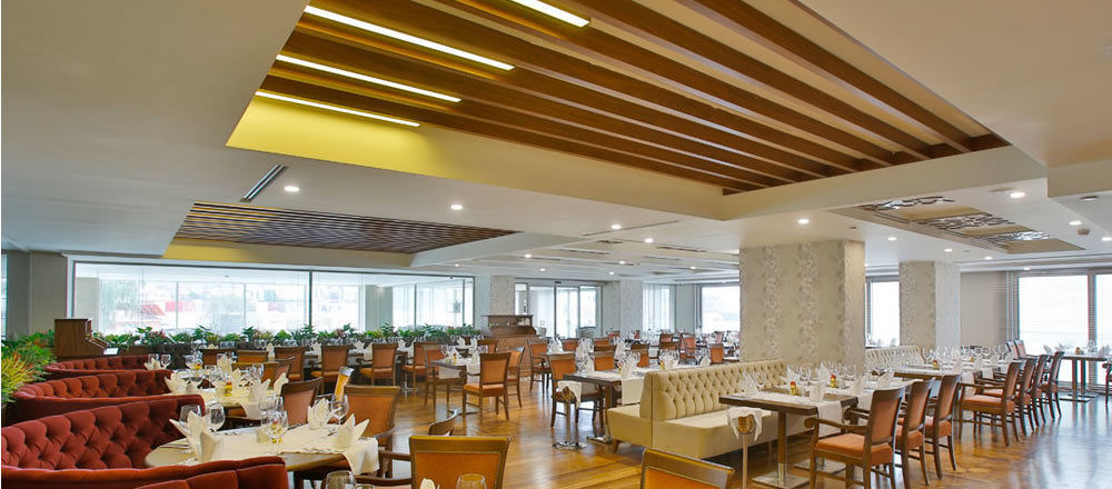 Doubletree By Hilton Istanbul Atasehir Hotel & Conference Centre Eksteriør billede